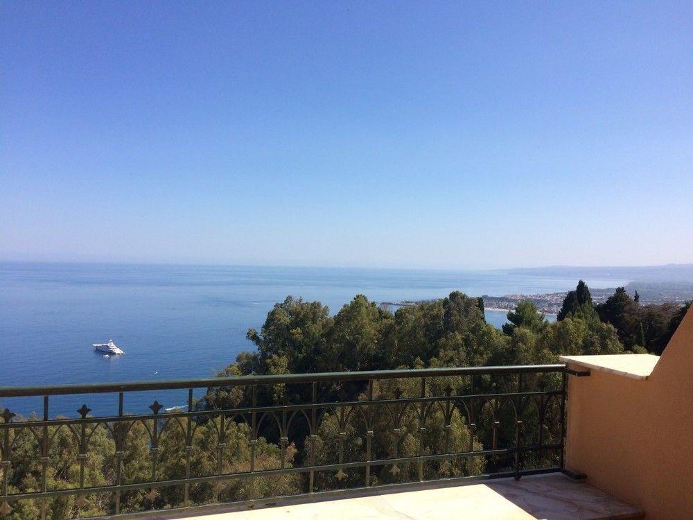 Hotel Villa Riis Taormina Exterior photo